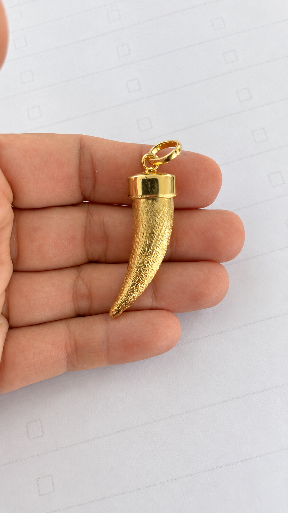 Brush Gold Cornicello
