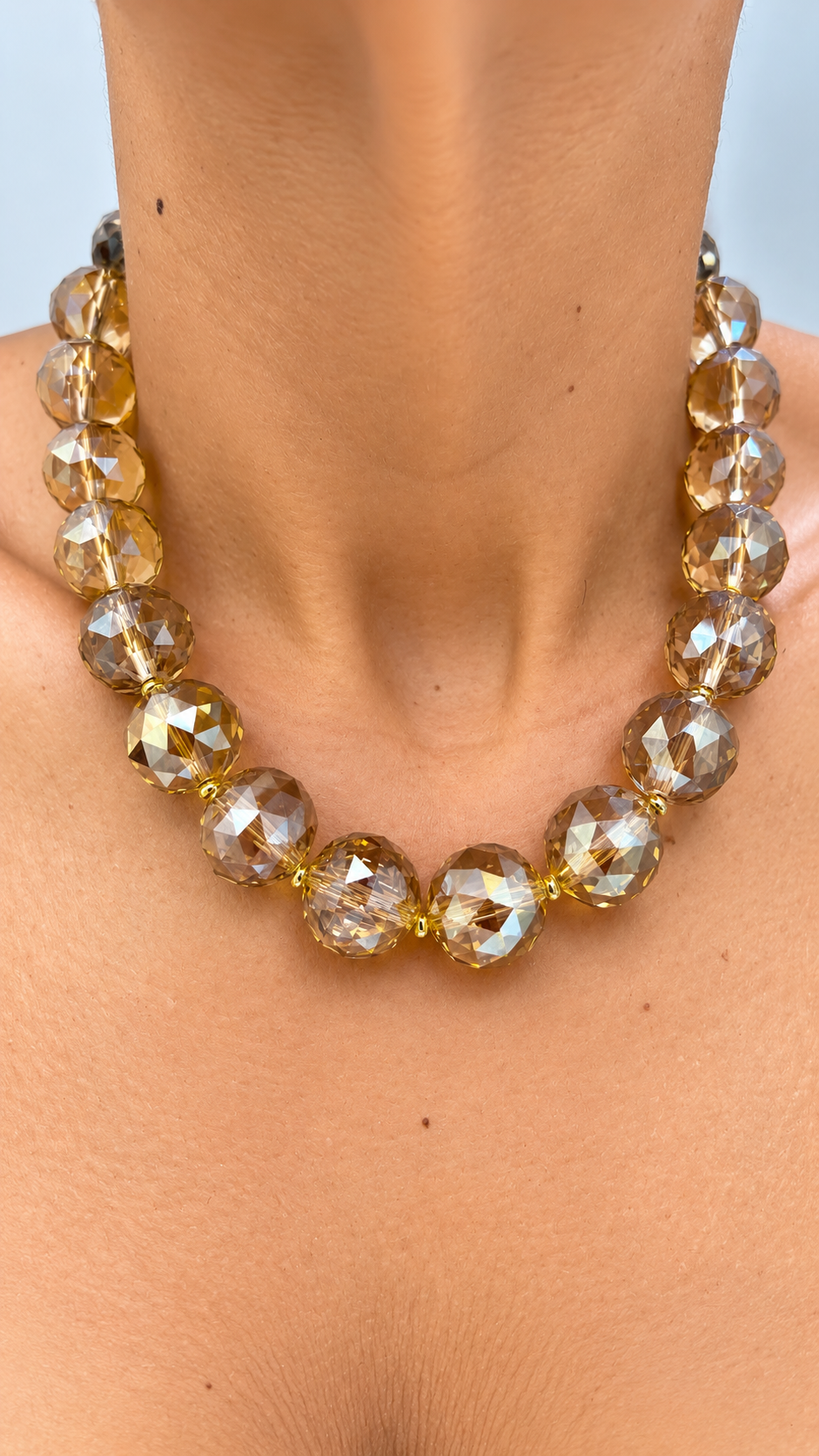 Holidays 2026 - Faceted Round Crystals Champagne