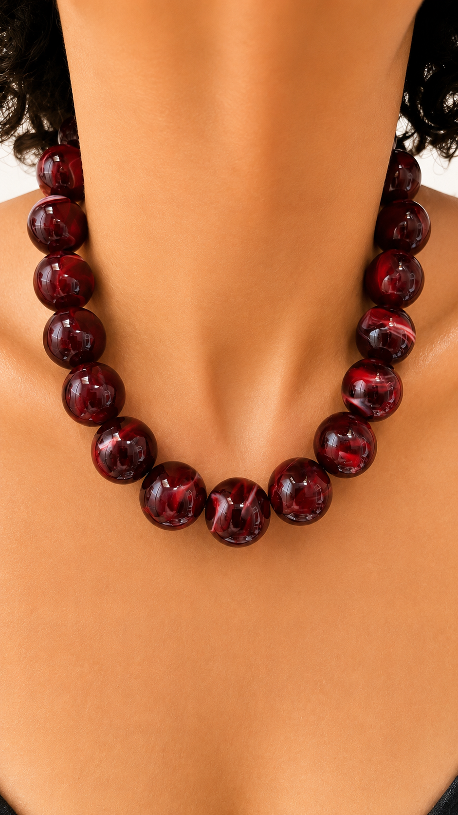 Bubblegum Necklace - Round Cabernet