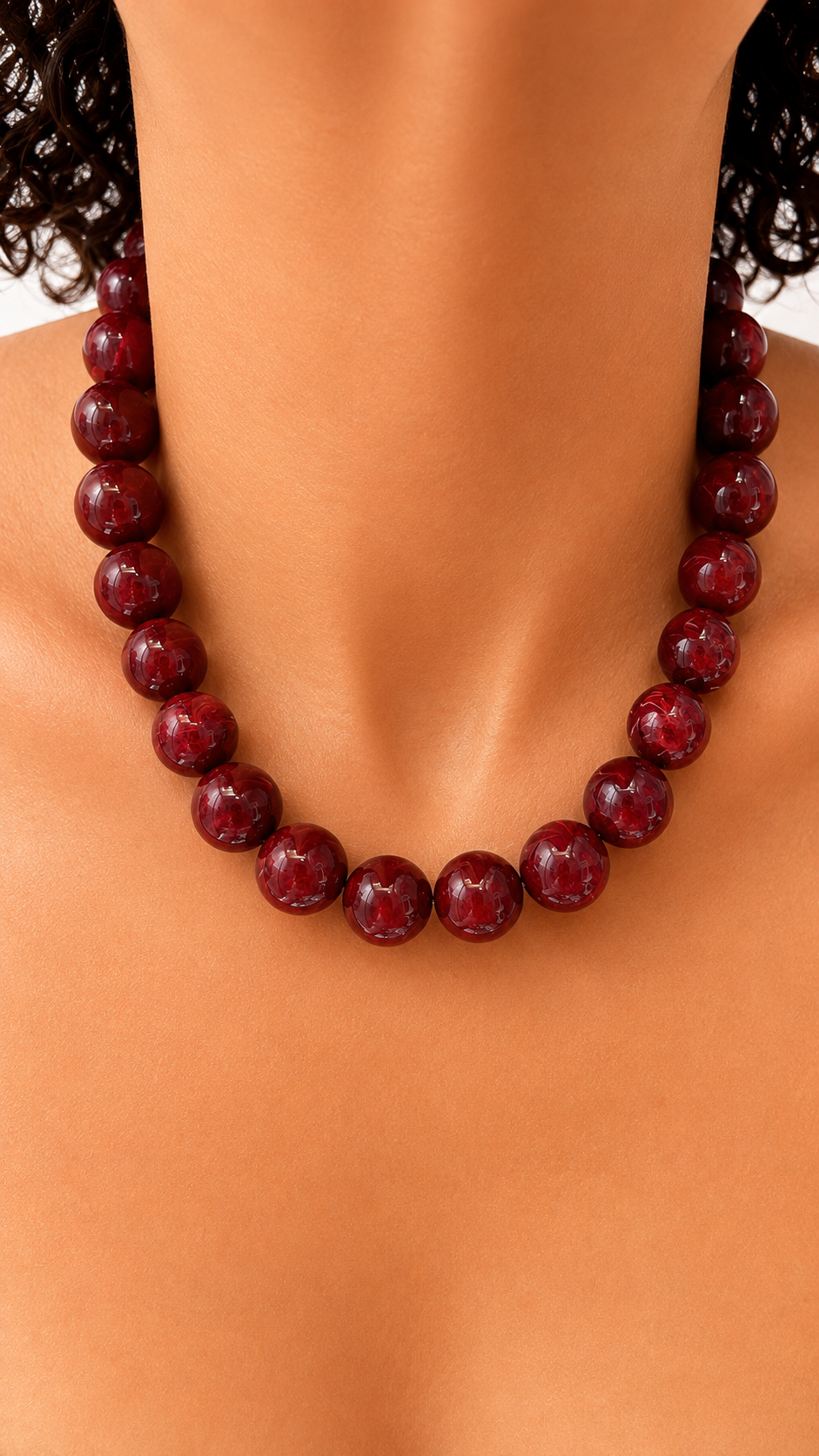 Bubblegum Necklace - Round Cabernet
