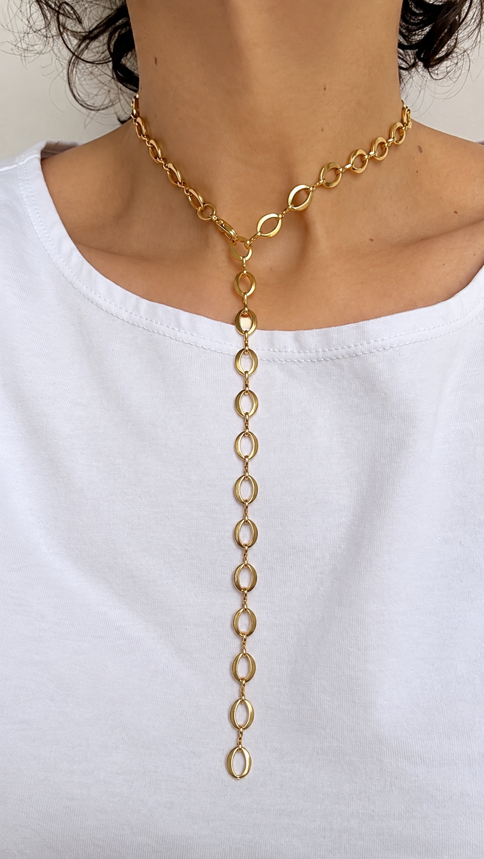 Oval Lariat