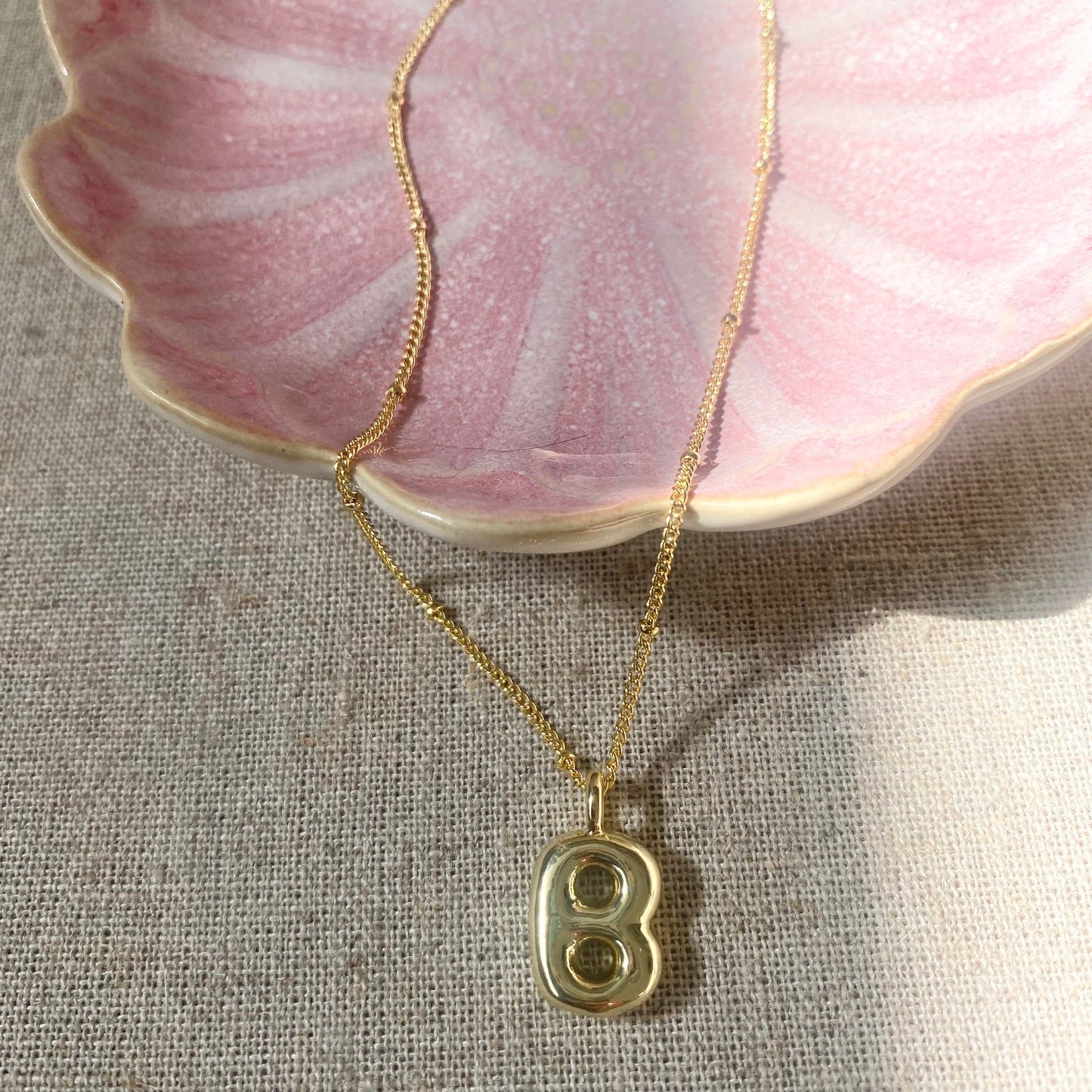 Bubble Letter Chain