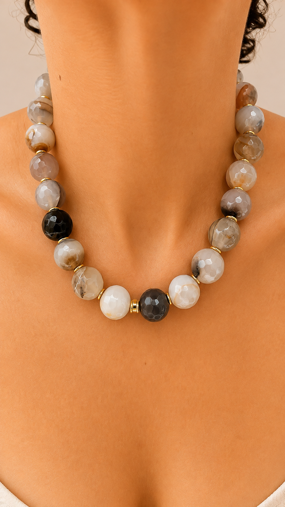 Midnight Agates Necklace