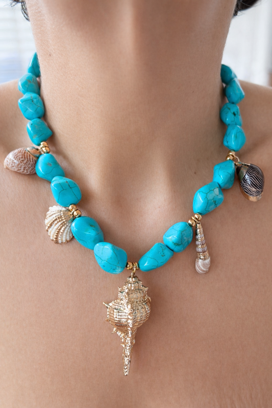Island Girl Shells Necklace