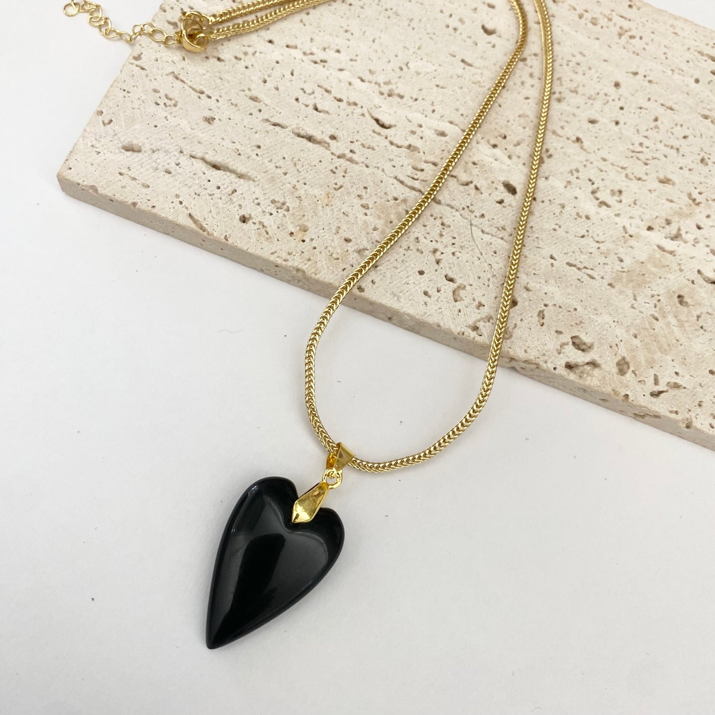 Black Heart Chain