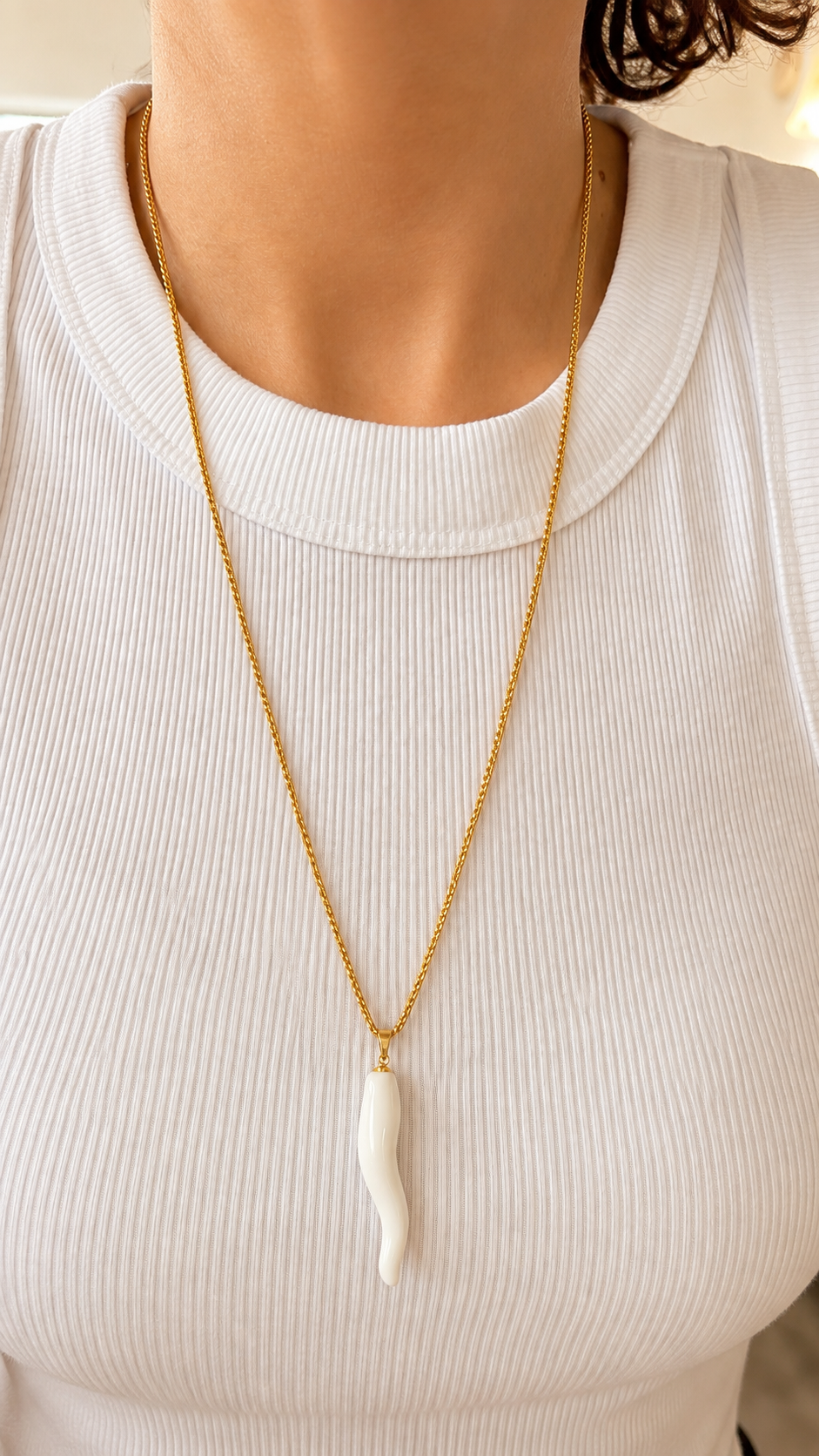 White Glass Cornicelo Chain Necklace